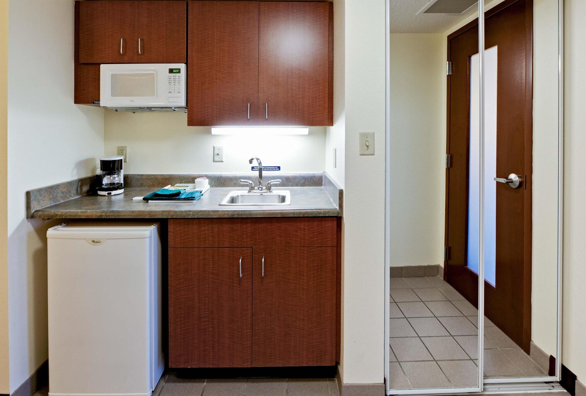 Hawthorn Suites By Wyndham Louisville East Extérieur photo